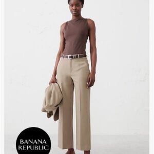 Banana Republic | NWT Straight Bistretch Ankle Pants